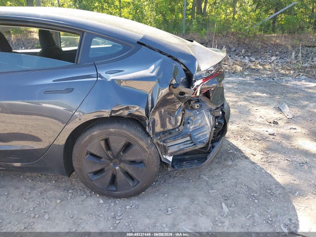 Продаж на аукціоні авто 2024 Tesla Model 3 Long Range Dual Motor All-wheel Drive/rear-wheel Drive, vin: 5YJ3E1EA0RF738479, номер лоту: 45327448