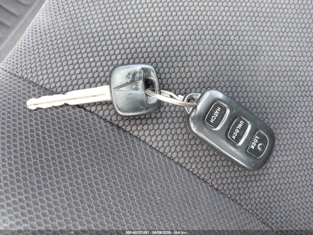 Auction sale of the 2004 Pontiac Vibe, vin: 5Y2SL628X4Z423627, lot number: 45327491