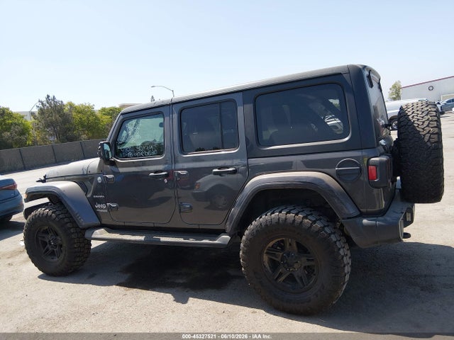 1C4HJXEN7KW535839 Jeep Wrangler Unlimited Sahara 4x4