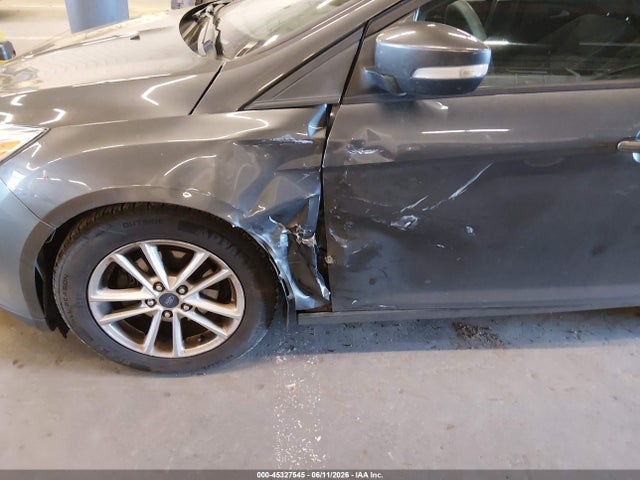 Ford FOCUS SE 2016 1FADP3F27GL406315 Image 6