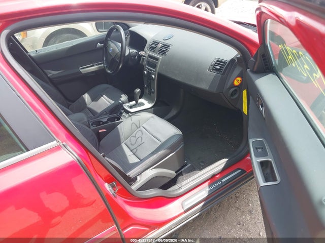 45327617 :رقم المزاد ، YV1MW390252063093 vin ، 2005 Volvo V50 2.4i A/2.4i A Sr مزاد بيع