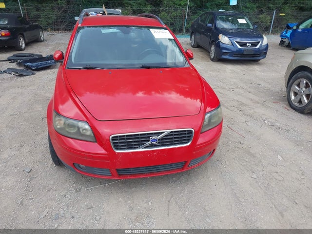 45327617 :رقم المزاد ، YV1MW390252063093 vin ، 2005 Volvo V50 2.4i A/2.4i A Sr مزاد بيع