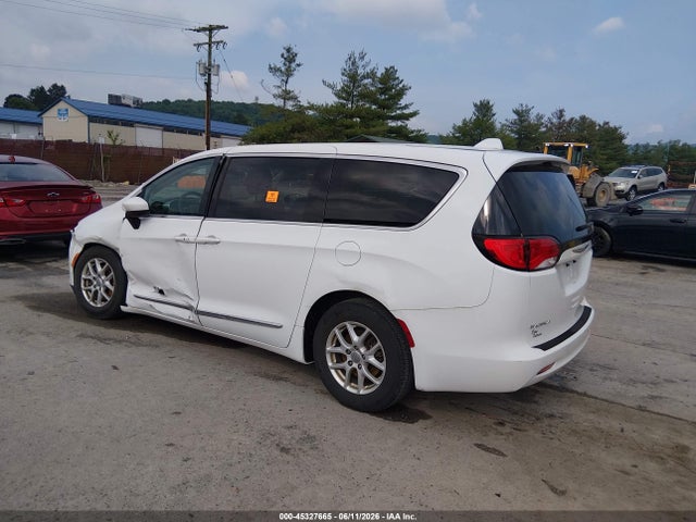 2017 Chrysler Pacifica Lx მანქანა იყიდება აუქციონზე, vin: 2C4RC1CGXHR529471, აუქციონის ნომერი: 45327665