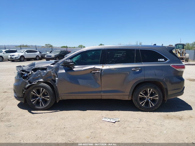 2016 Toyota Highlander Xle V6 მანქანა იყიდება აუქციონზე, vin: 5TDJKRFHXGS295342, აუქციონის ნომერი: 45327690