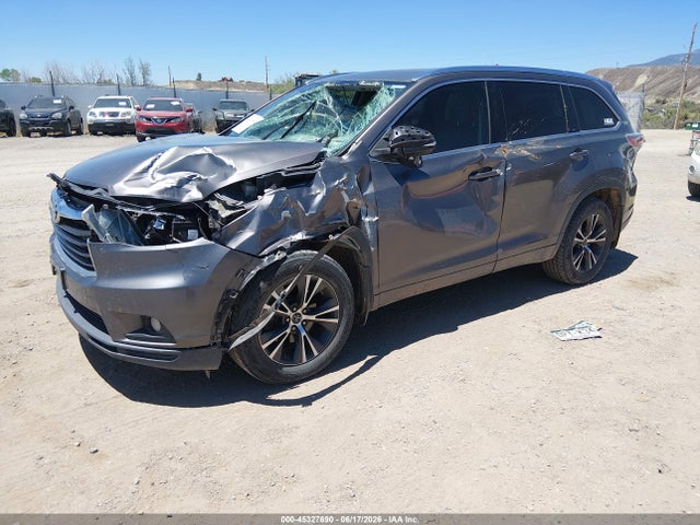 2016 Toyota Highlander Xle V6 მანქანა იყიდება აუქციონზე, vin: 5TDJKRFHXGS295342, აუქციონის ნომერი: 45327690