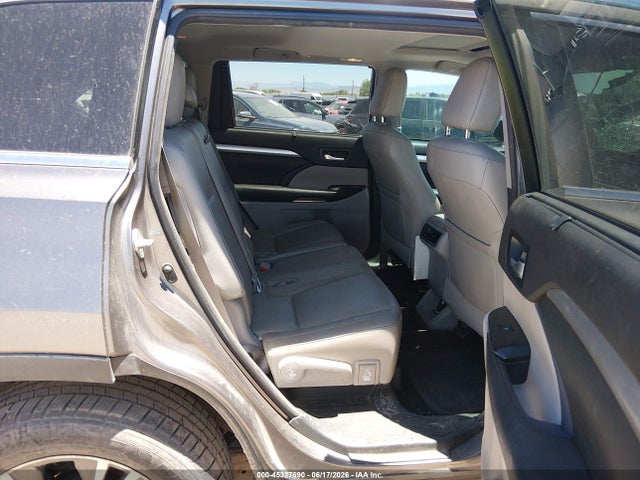 2016 Toyota Highlander Xle V6 მანქანა იყიდება აუქციონზე, vin: 5TDJKRFHXGS295342, აუქციონის ნომერი: 45327690