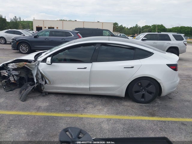 Продажа на аукционе авто 2021 Tesla Model 3 Standard Range Plus Rear-wheel Drive, vin: 5YJ3E1EA9MF062803, номер лота: 45327715