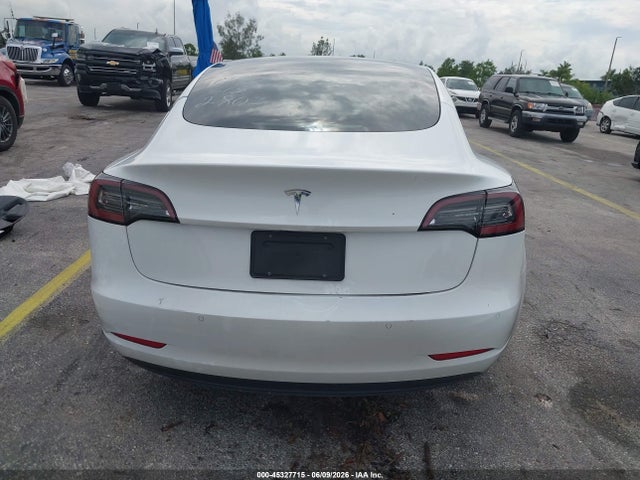 Продажа на аукционе авто 2021 Tesla Model 3 Standard Range Plus Rear-wheel Drive, vin: 5YJ3E1EA9MF062803, номер лота: 45327715
