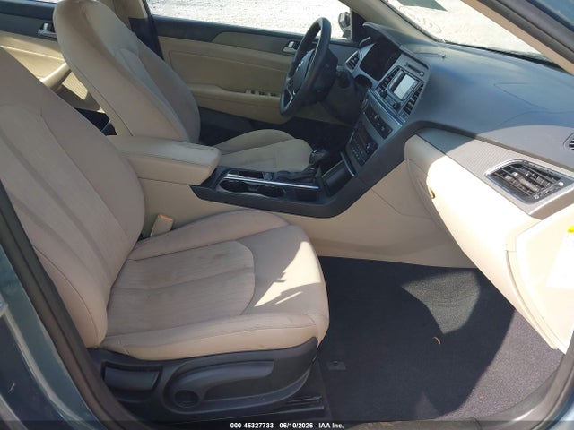 Продаж на аукціоні авто 2016 Hyundai Sonata Hybrid Se, vin: KMHE24L14GA015578, номер лоту: 45327733