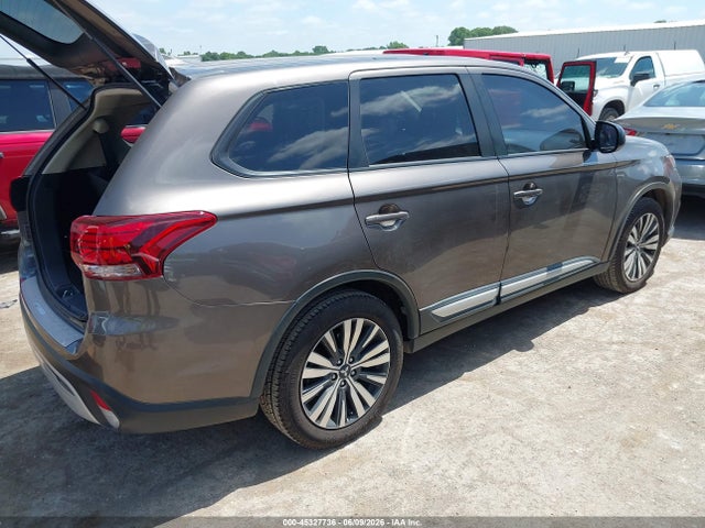 Продаж на аукціоні авто 2019 Mitsubishi Outlander Es, vin: JA4AD2A33KZ055094, номер лоту: 45327736