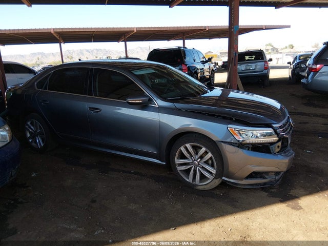 1VWGT7A33HC049126 Volkswagen Passat 1.8t Se