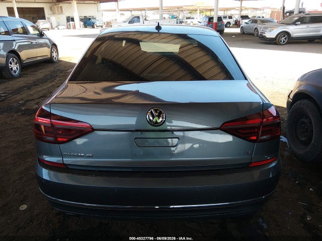 1VWGT7A33HC049126 Volkswagen Passat 1.8t Se