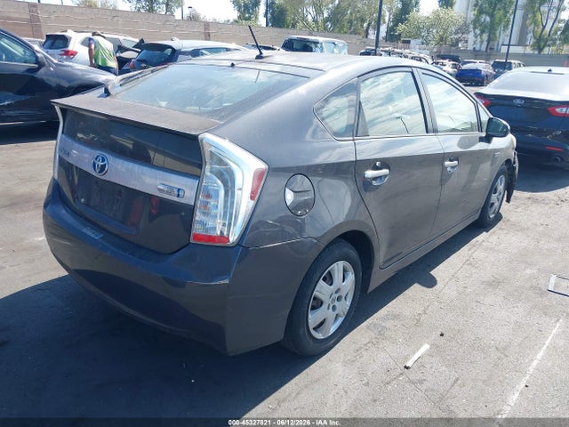 Toyota PRIUS PLUG-IN 2014 JTDKN3DP7E3053352 Image 4