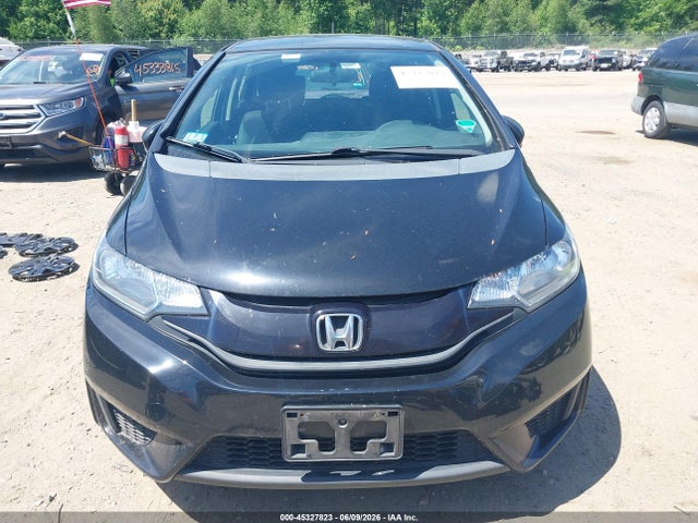 Продажа на аукционе авто 2015 Honda Fit Lx, vin: 3HGGK5H58FM768015, номер лота: 45327823