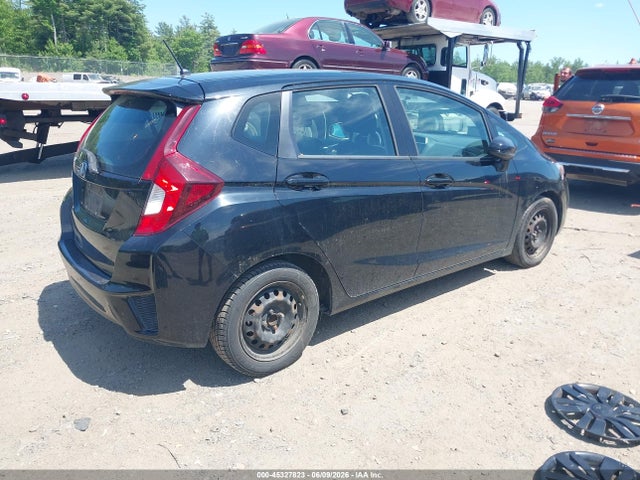 Продажа на аукционе авто 2015 Honda Fit Lx, vin: 3HGGK5H58FM768015, номер лота: 45327823