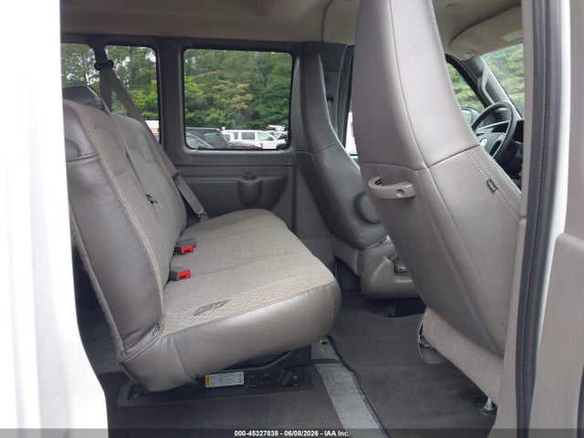 Aukcja sprzedaży 2024 Chevrolet Express Passenger Rwd 3500 Extended Wheelbase Lt, vin: 1GAZGPF79R1275138, numer aukcji: 45327838