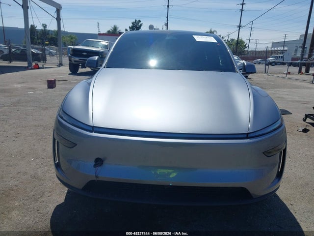 2026 Tesla Model Y All-wheel Drive/long Range Launch Series/premium All-wheel Drive მანქანა იყიდება აუქციონზე, vin: 7SAYGDEE1TF526432, აუქციონის ნომერი: 45327844