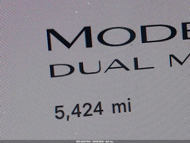 2026 Tesla Model Y All-wheel Drive/long Range Launch Series/premium All-wheel Drive მანქანა იყიდება აუქციონზე, vin: 7SAYGDEE1TF526432, აუქციონის ნომერი: 45327844