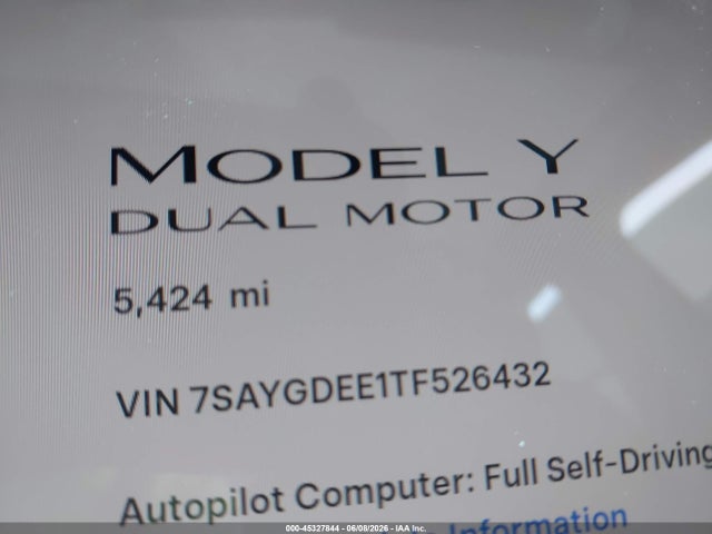 2026 Tesla Model Y All-wheel Drive/long Range Launch Series/premium All-wheel Drive მანქანა იყიდება აუქციონზე, vin: 7SAYGDEE1TF526432, აუქციონის ნომერი: 45327844