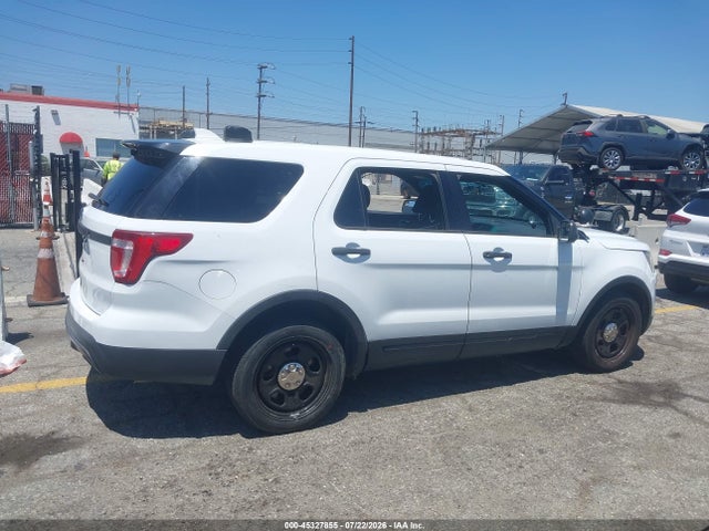Ford Utility Police Interceptor 2017 1FM5K8AR2HGA04691 Image 18
