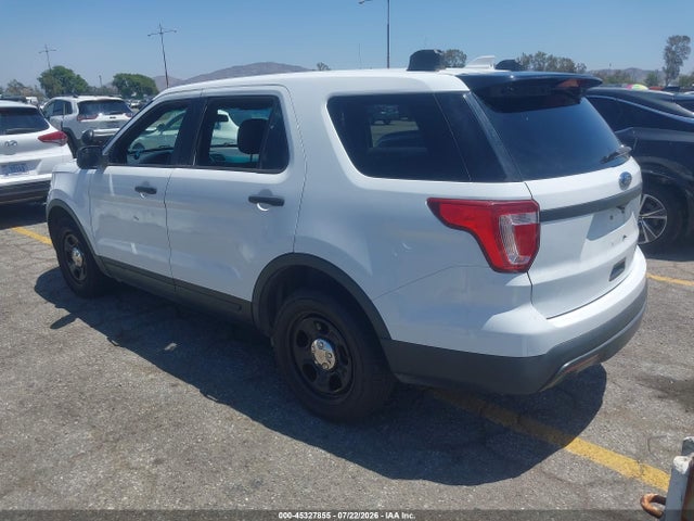 Ford Utility Police Interceptor 2017 1FM5K8AR2HGA04691 Image 3