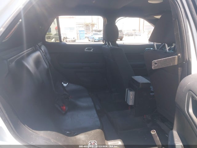 Ford Utility Police Interceptor 2017 1FM5K8AR2HGA04691 Image 8