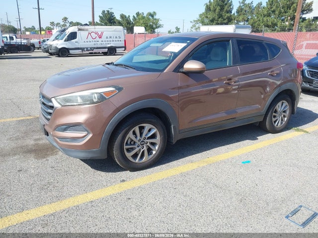 Hyundai TUCSON SE 2016 KM8J23A49GU098901 Image 2