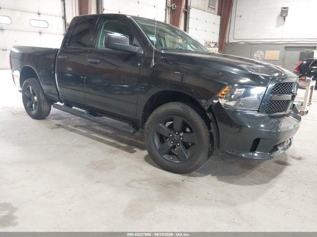 2017 Ram 1500 Express  4x4 6'4 Box მანქანა იყიდება აუქციონზე, vin: 1C6RR7FG7HS830850, აუქციონის ნომერი: 45327890