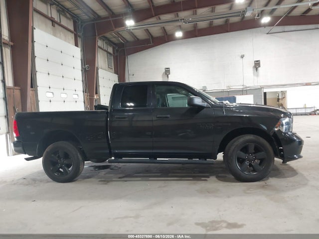 2017 Ram 1500 Express  4x4 6'4 Box მანქანა იყიდება აუქციონზე, vin: 1C6RR7FG7HS830850, აუქციონის ნომერი: 45327890