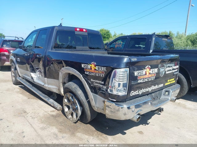 45327896 :رقم المزاد ، 1C6RR7JTXFS573801 vin ، 2015 Ram 1500 Laramie مزاد بيع