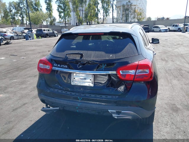 WDCTG4EB4GJ204681 Mercedes-Benz GLA 250