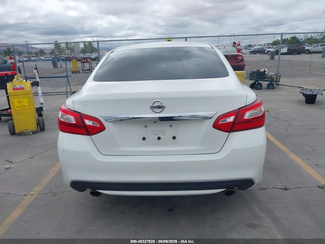Nissan Altima 2.5 S 2017 1N4AL3AP8HC268724 Image 16