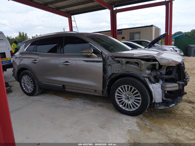 Продажа на аукционе авто 2019 Lincoln Nautilus Standard, vin: 2LMPJ6J94KBL58327, номер лота: 45327961