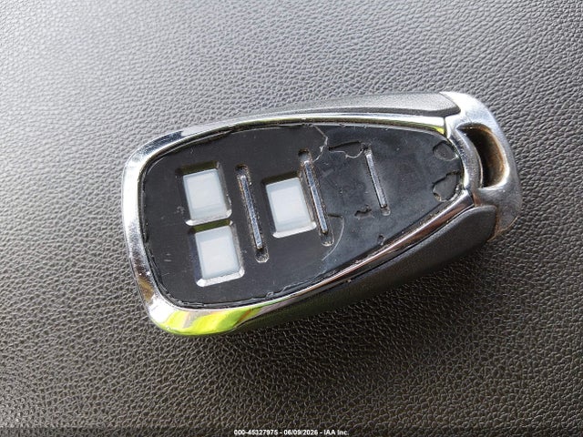 2GNAXJEV4J6124153 Chevrolet EQUINOX LT
