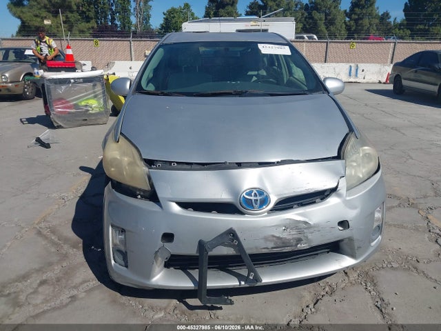 45327985 :رقم المزاد ، JTDKN3DU6B0261466 vin ، 2011 Toyota Prius Two مزاد بيع
