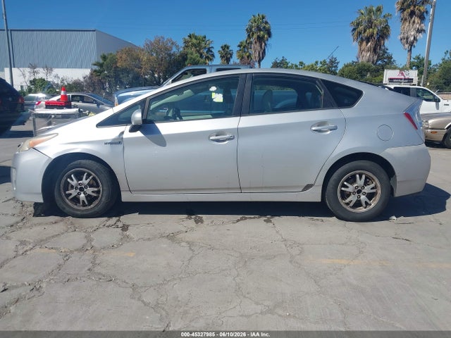 45327985 :رقم المزاد ، JTDKN3DU6B0261466 vin ، 2011 Toyota Prius Two مزاد بيع