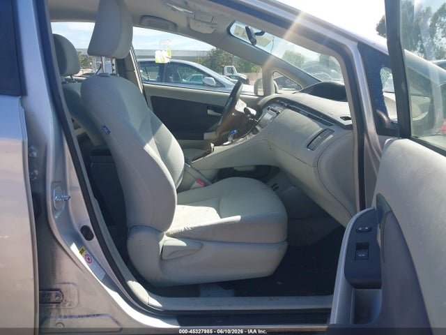 45327985 :رقم المزاد ، JTDKN3DU6B0261466 vin ، 2011 Toyota Prius Two مزاد بيع
