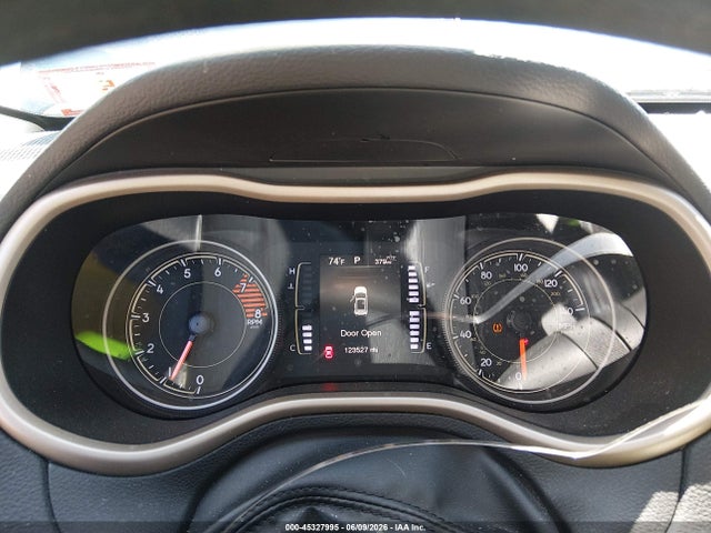 2018 Jeep Cherokee Latitude 4x4 მანქანა იყიდება აუქციონზე, vin: 1C4PJMCX3JD578986, აუქციონის ნომერი: 45327995
