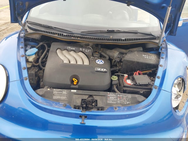 45328004 :رقم المزاد ، 3VWBK21C34M401257 vin ، 2004 Volkswagen New Beetle Gl مزاد بيع