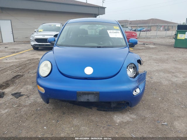 45328004 :رقم المزاد ، 3VWBK21C34M401257 vin ، 2004 Volkswagen New Beetle Gl مزاد بيع