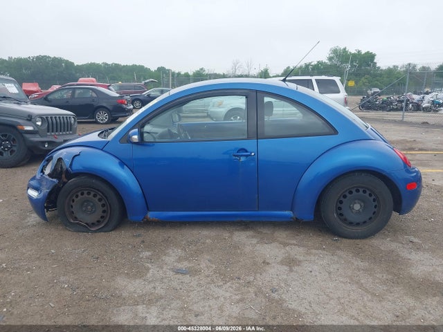 45328004 :رقم المزاد ، 3VWBK21C34M401257 vin ، 2004 Volkswagen New Beetle Gl مزاد بيع