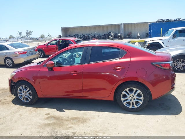 Scion IA 2016 3MYDLBZV6GY102357 Image 15