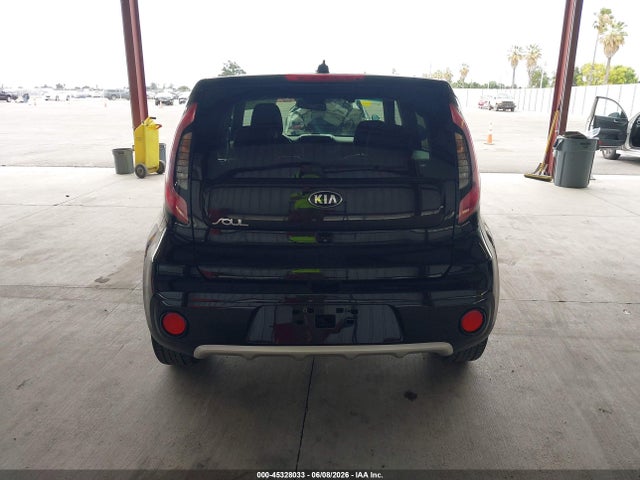 KIA SOUL + 2018 KNDJP3A50J7556734 Image 16