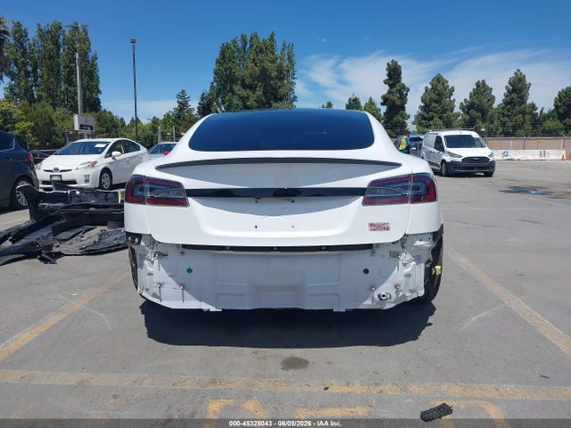 Tesla Model S Plaid Tri Motor All-wheel Drive 2021 5YJSA1E65MF447262 Image 17