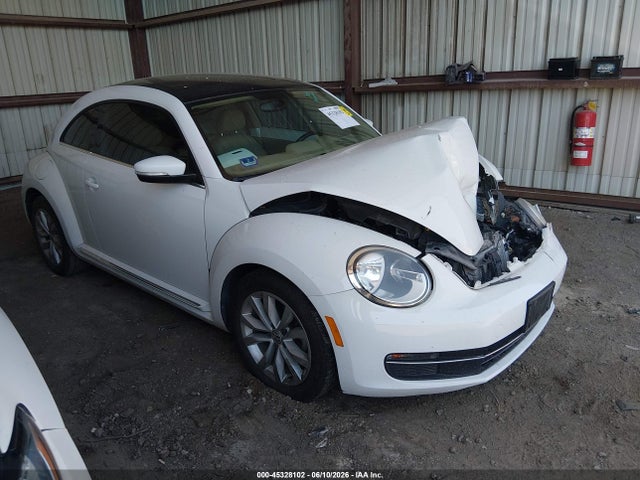 Volkswagen Beetle 2.0l Tdi 2015 3VWJA7AT0FM636892 main image