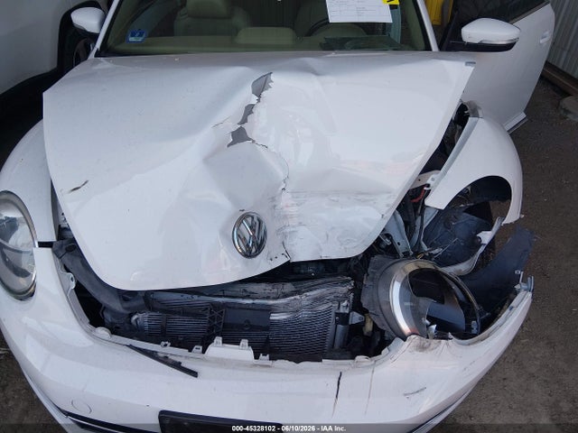 3VWJA7AT0FM636892 Volkswagen Beetle 2.0l Tdi