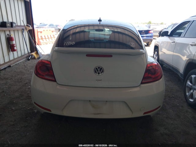 3VWJA7AT0FM636892 Volkswagen Beetle 2.0l Tdi