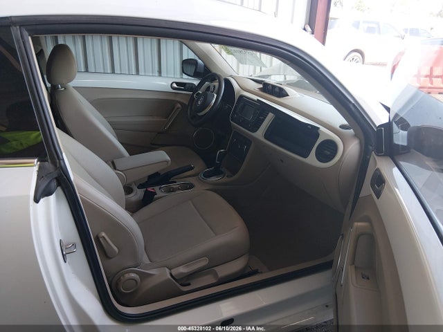 3VWJA7AT0FM636892 Volkswagen Beetle 2.0l Tdi
