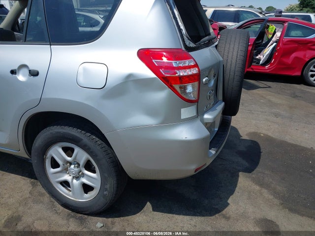 45328106 :رقم المزاد ، 2T3ZF4DV1CW121252 vin ، 2012 Toyota Rav4 مزاد بيع