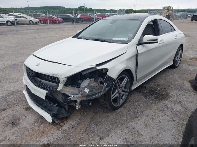 45328143 :رقم المزاد ، WDDSJ4GBXFN182053 vin ، 2015 Mercedes-benz Cla 250 4matic مزاد بيع